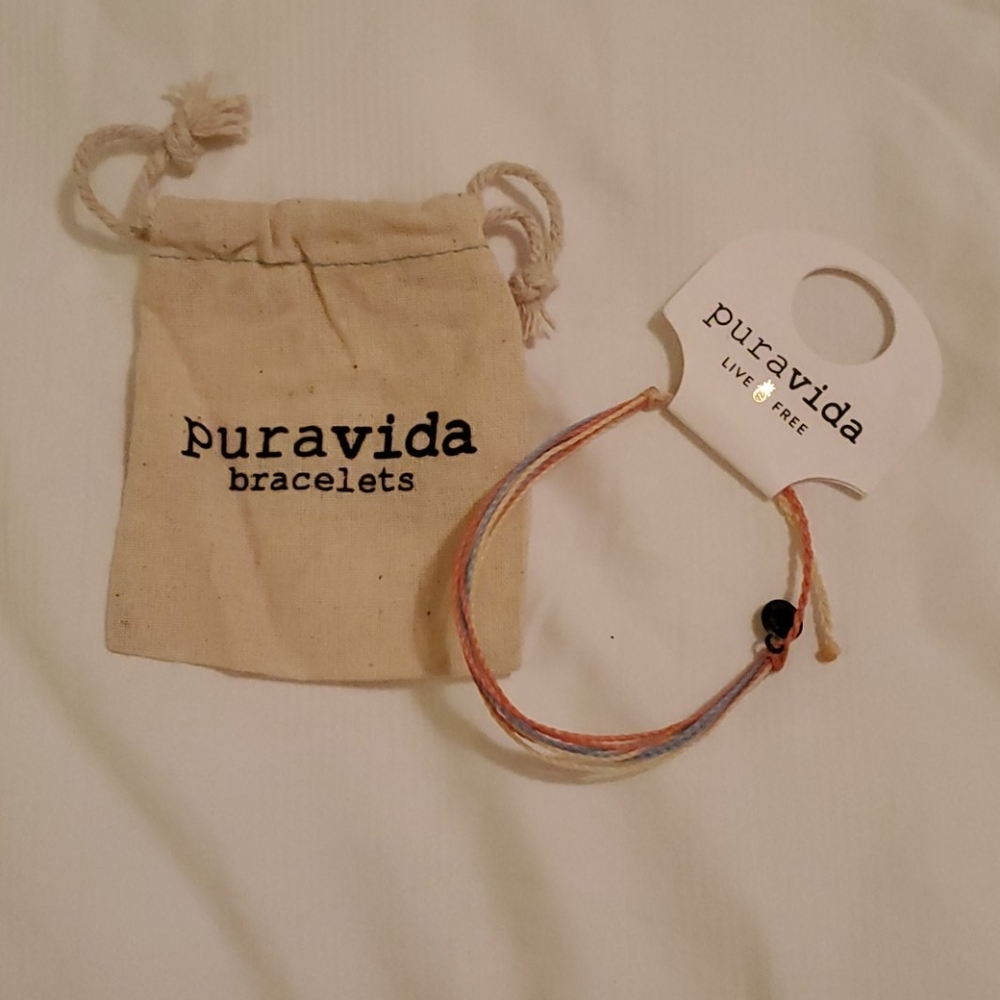 PURA VIDA BARACELET!!!